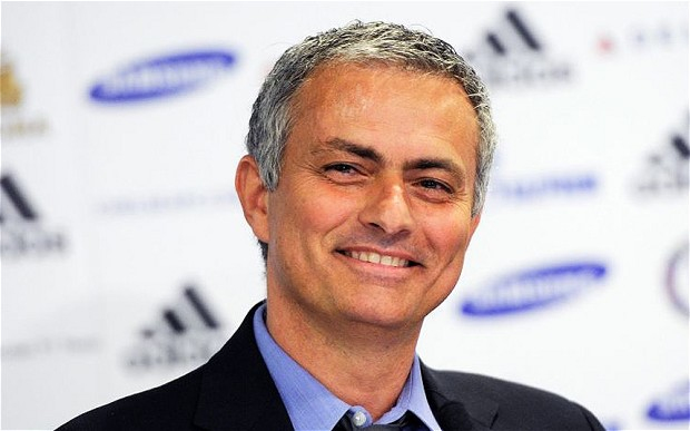 Jose Mourinho, desemnat antrenorul anului în Anglia