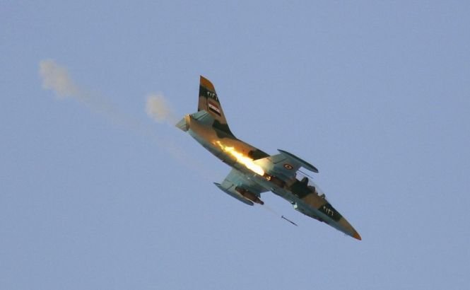 Regimul sirian a lansat atacuri aeriene împotriva poziţiilor SI din Palmyra