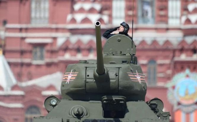 Vicepremierul Rusiei: Tancurile ruse nu au nevoie de viză 