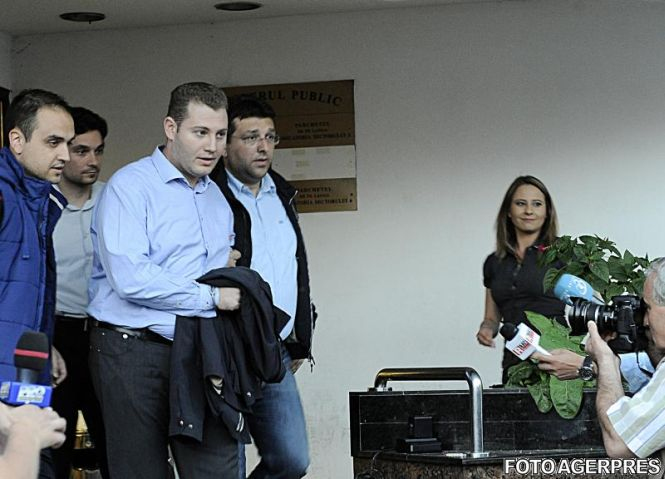 Evaziunea comisă de ginerele lui Vasile Blaga, problemă de securitate naţională. Motivarea arestării lui Andrei Rudeanu