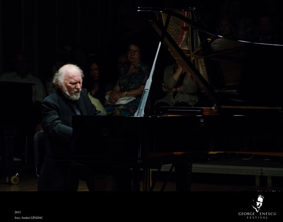 Marele pianist de origine română Radu Lupu și dirijorul pasionat de muzica lui Enescu, Vladimir Jurowski, concertează pentru prima dată împreună