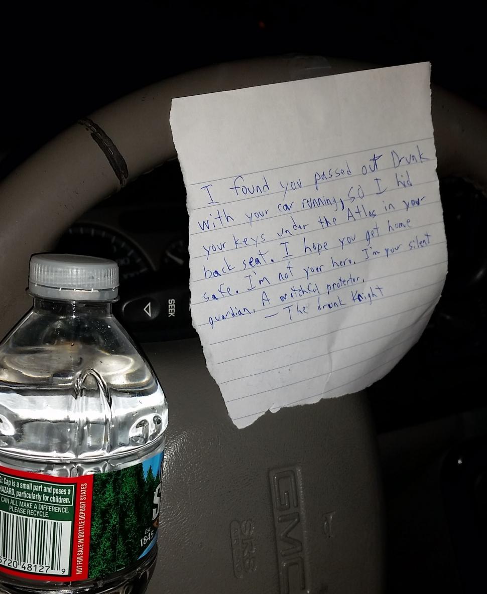 Ce s-a întâmplat cu acest şofer după ce a fost găsit AŞA la volanul maşinii sale 308655