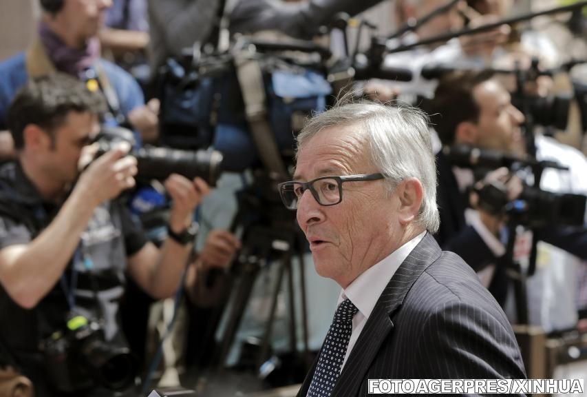 Juncker repetă că se opune ieșirii Greciei din zona euro