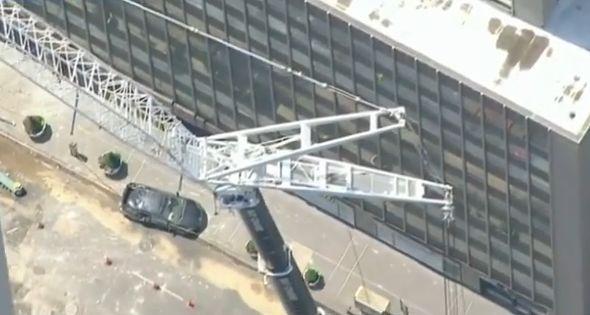 Zece răniţi în Manhattan, după ce un aparat de aer condiţionat a căzut de la etajul 30