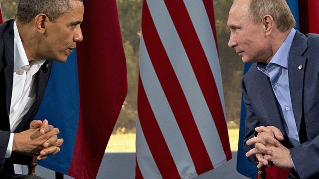 Există o nouă resetare în relaţiile dintre Rusia şi SUA? &quot;Putin comunică din când în când telefonic cu Obama&quot;
