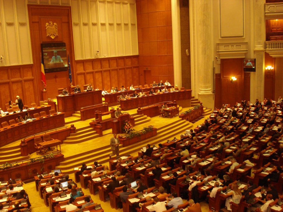 Moțiunea simplă pe tema Transelectrica va fi dezbătută marți în Camera Deputaților