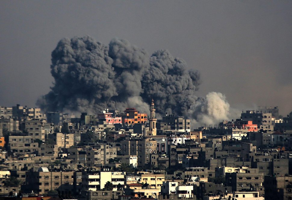Lovituri aeriene în Gaza după tiruri de rachete