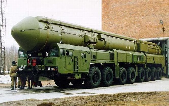 Moscova a anunţat că s-ar putea retrage din Tratatul privind Forţele nucleare. &quot;Putem contracara orice ameninţare&quot;