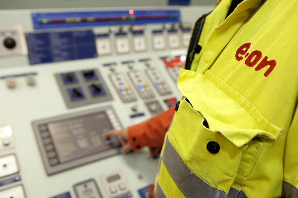 E.ON, la 10 ani în România: miliarde de lei investiţi, mii de kilometri de reţea de gaze şi electricitate modernizaţi 309760