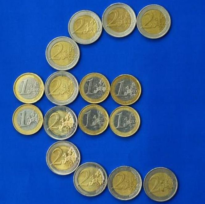 Euro, la un nou maxim al ultimelor şase luni. Vezi cotaţia BNR
