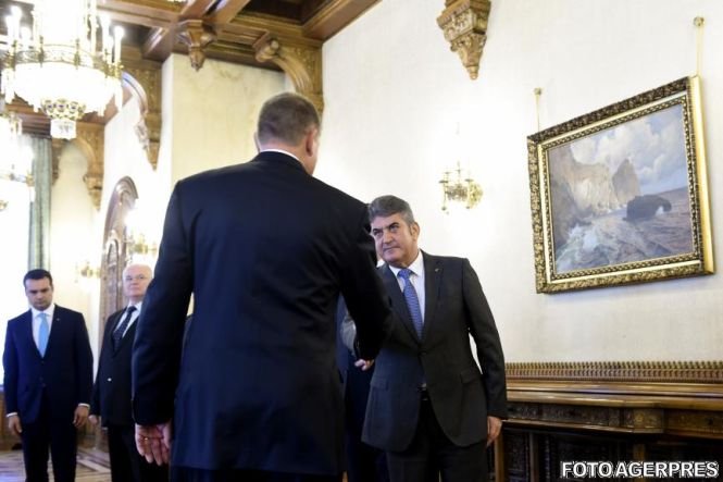 Preşedintele Klaus Iohannis se întâlneşte, luni, cu vicepremierul Gabriel Oprea, la Palatul Cotroceni