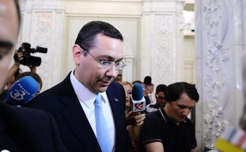 Victor Ponta NU mai este, oficial, premierul României. Gabriel Oprea a fost desemnat prim-ministru interimar