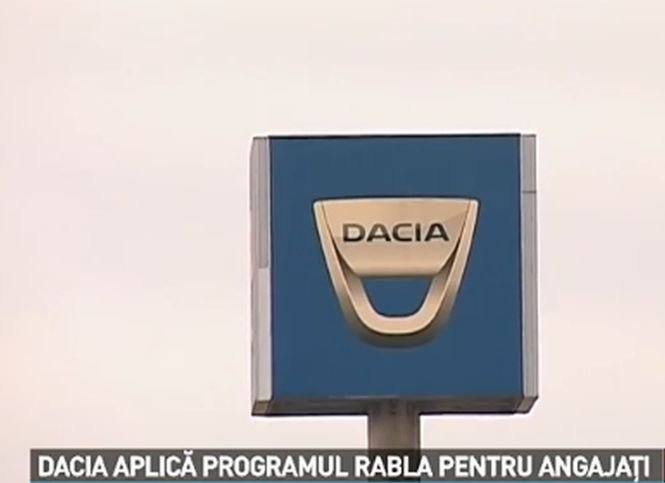 Conducerea uzinei Dacia oferă bani angajaţilor care renunţă la locurile de muncă. Preţul plecării poate ajunge la patruzeci de salarii medii