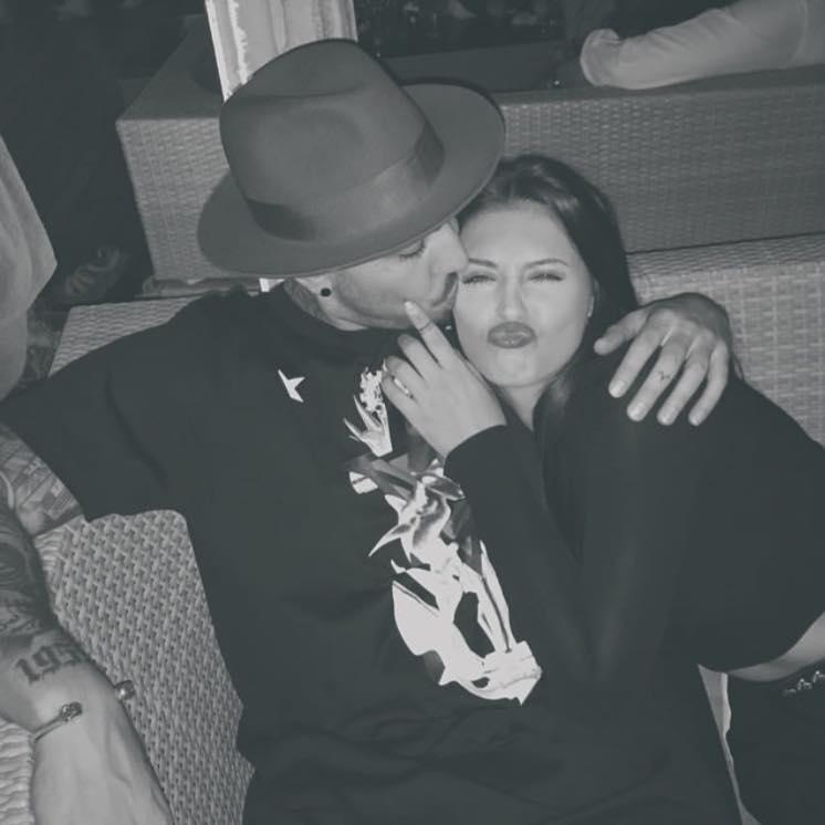 Alex Velea, fotografie intimă postată cu Antonia pe o rețea de socializare 311929