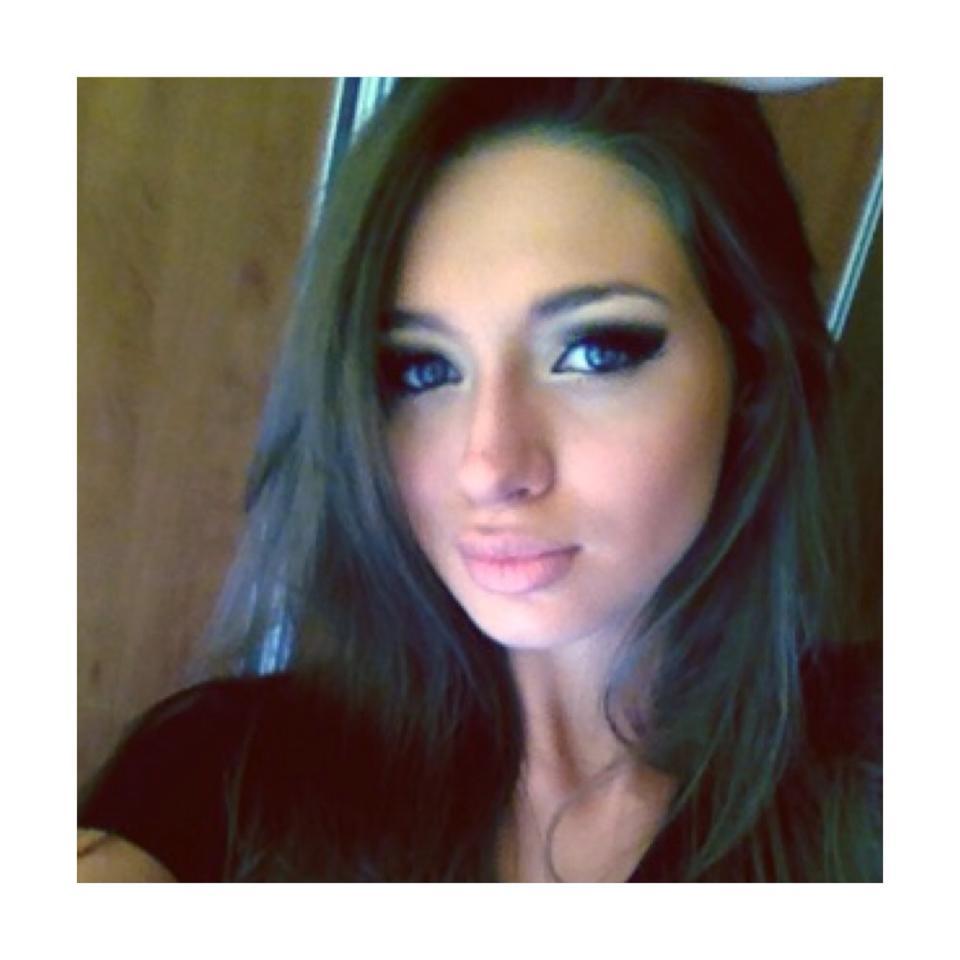 Iubita lui Boureanu, "înfrântă" de pofta de sarmale. Cum arată puștoaica  311977