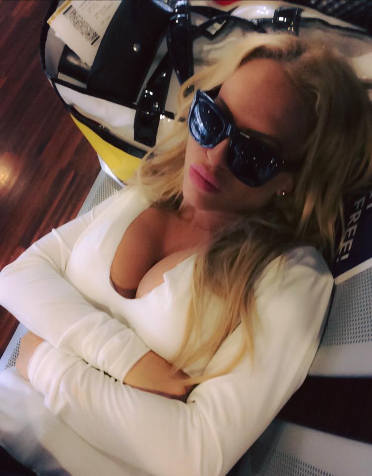 Anda Adam aruncă bomba: Poate sunt însărcinată... 312494