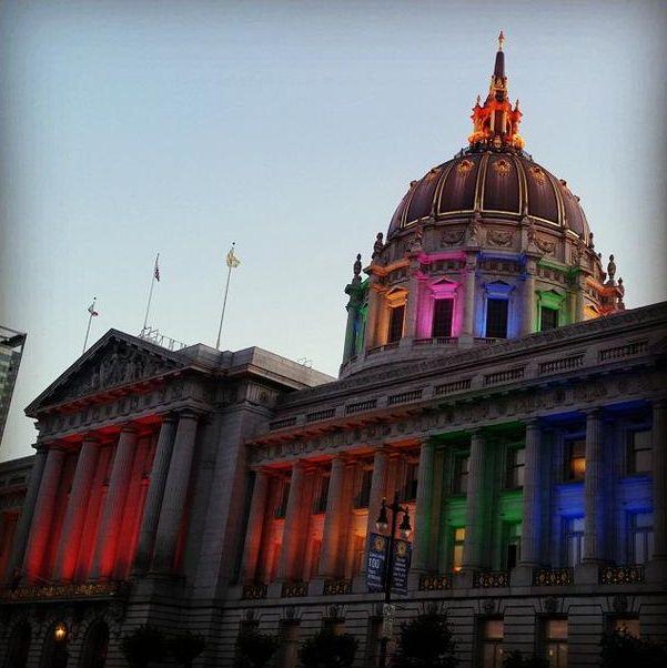 Culorile comunităţii LGBT, în cele mai cunoscute monumente ale SUA 312381