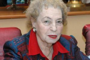 Paula Iacob, schimbare radicală de look. Pare mult mai tânără 312346