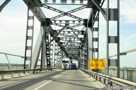 Restricţii rutiere pe Podul de la Giurgiu