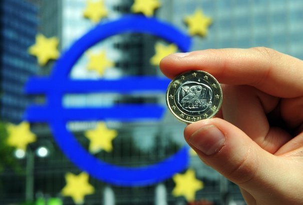 Se face apel la un &quot;compromis&quot;: &quot;Dacă euro eşuează, Europa EŞUEAZĂ&quot;