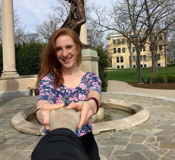 Aşa te vei simţi mai puţin narcisist! Invenţia care revoluţionează selfie-ul 312703