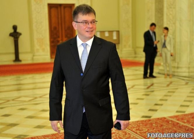 Cine este MRU. Mihai Răzvan Ungureanu, deţinătorul celui mai scurt mandat de premier