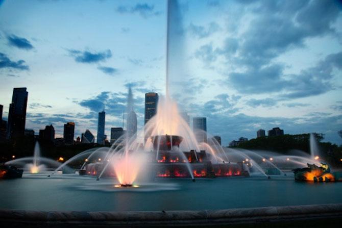 GALERIE FOTO. Fântani arteziene spectaculoase din întreaga lume 312758