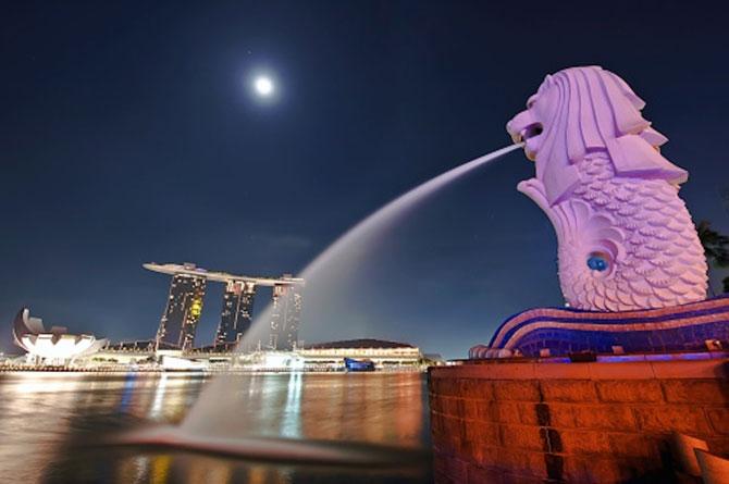 GALERIE FOTO. Fântani arteziene spectaculoase din întreaga lume 312762