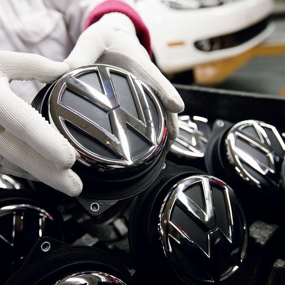 Volkswagen anunţă lansarea unui maşini low-cost, făcând competiţie Daciei de la Renault