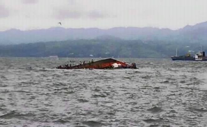 Tragedie în apropierea coastelor Filipinelor. Cel puţin 36 de persoane au murit după ce un feribot s-a scufundat