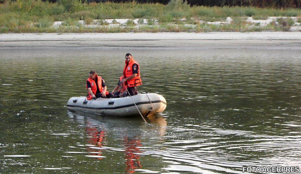 Tragedie la scăldat: Doi copii au murit înecaţi, după ce au fost traşi de curenţii puternici ai râului Suceava