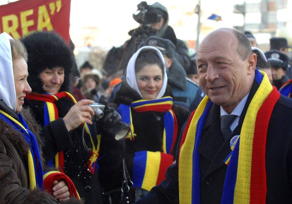 Traian Băsescu, atac la guvernul Ponta: Nu ne permitem relaxarea fiscală