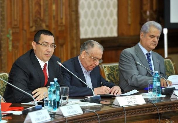 Victor Ponta: Sunt un membru ca domnul Iliescu şi domnul Năstase, vă daţi seama?