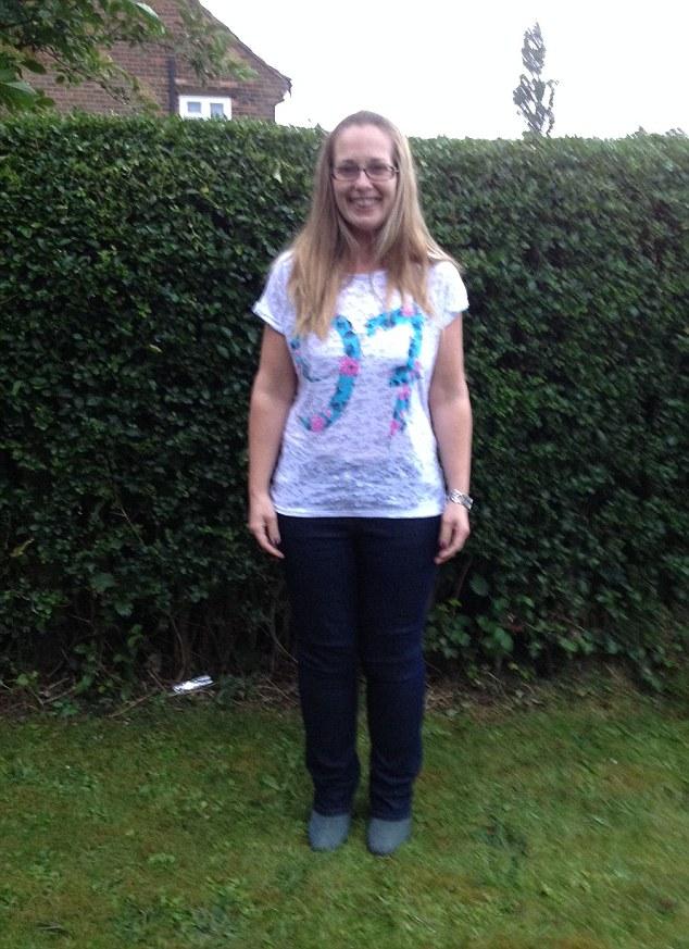  Avea 126 de kg când i s-a zis că arată că o balenă în costum de baie! Cum s-a schimbat complet într-un an 316285