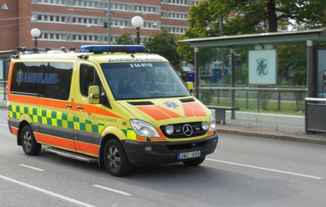 Premierul suedez, internat de urgenţă în spital