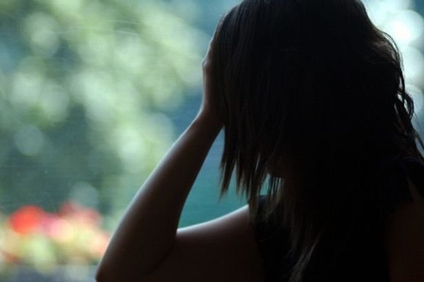 Mărturia fetei violate de șapte bărbați: M-au obligat să fac sex până mi-am pierdut cunoştinţa