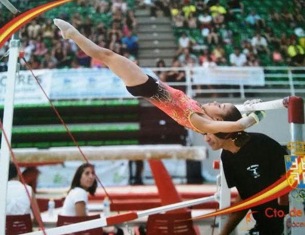 O mică gimnastă din România cucerește Spania 316776