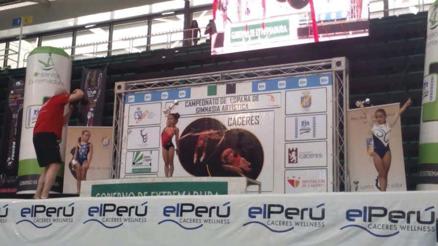 O mică gimnastă din România cucerește Spania 316779