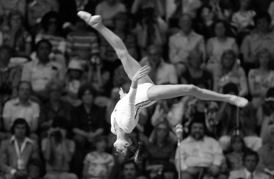 Sinteza Zilei: Au trecut 39 de ani de la primul 10 din istoria gimnasticii