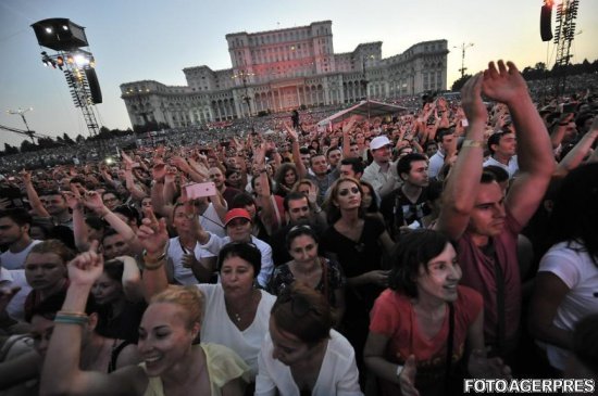 O nouă lovitură pentru organizatorii concertului lui Robbie Williams la Bucureşti. Ce s-a întâmplat cu pagina de Facebook