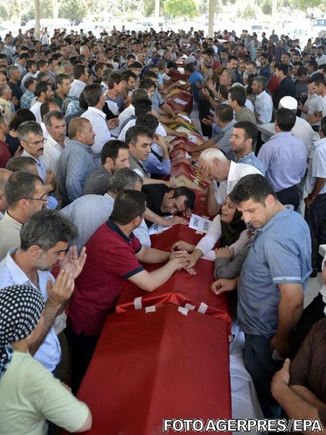 Turcia. Autorul atentatului sinucigaş de la Suruc, un turc de 20 de ani