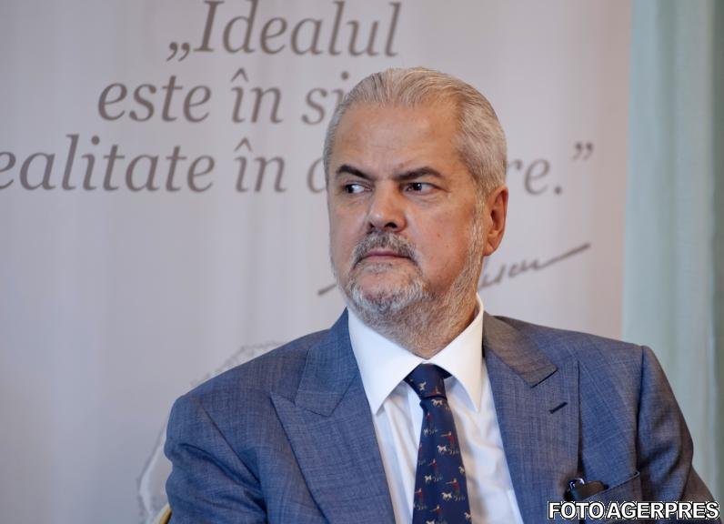 Adrian Năstase face o analiză dură a situaţiei din PSD: Până la Congres trebuie schimbată strategia