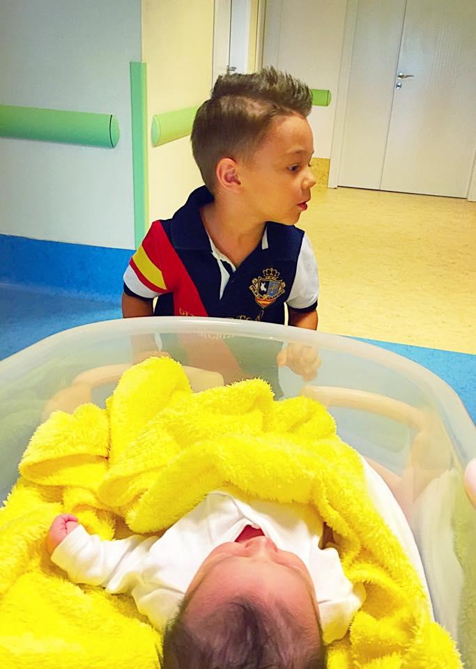 Prima poză cu fiica Andrei! Cum arată al doilea copil al artistei: "Ce poate fi mai frumos?" 317763