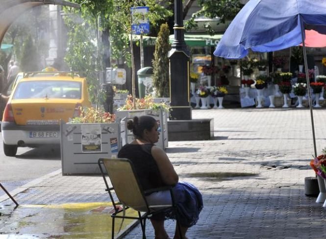 România fierbe la aproape 40 de grade. Cod galben de caniculă şi disconfort termic în 32 de judeţe