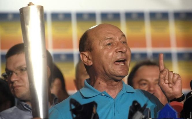 Se împlinesc trei ani de când românii l-au demis pe Traian Băsescu