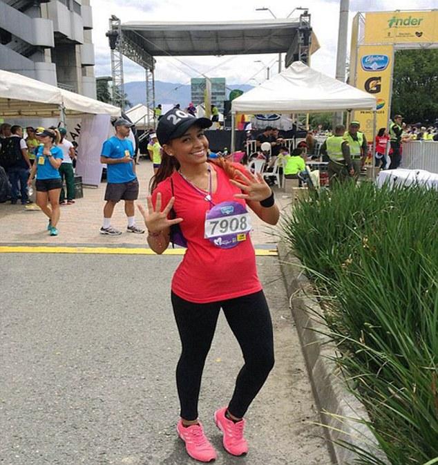 Fotomodel, la un pas de pedeapsa cu moartea. A fost prinsă cu droguri pe aeroport! 319314