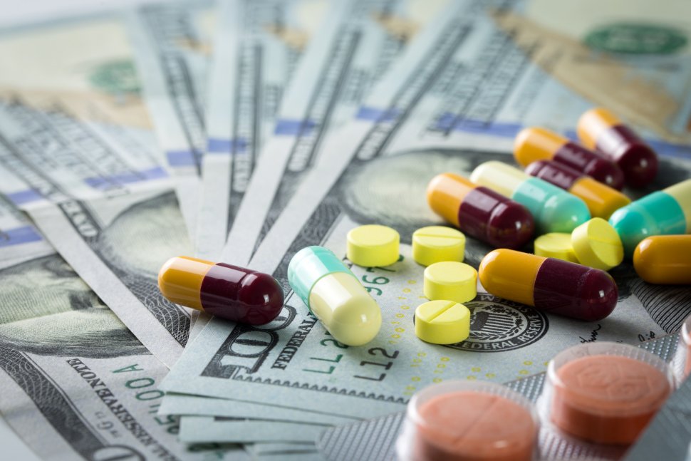 Scandalul medicamentelor: GSK, vizată de anchete pentru acuzaţiile de plăţi ilegale către medici în România