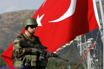 Turcia bombardează pozițiile PKK din nordul Irakului