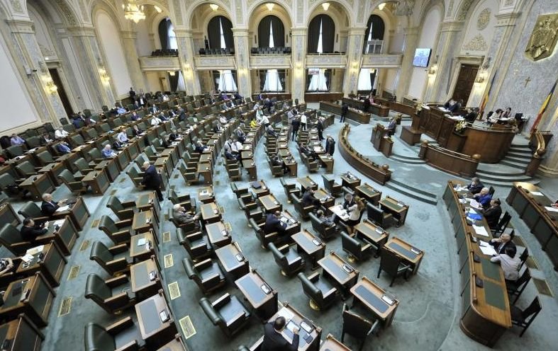 150 de parlamentari nu au vorbit deloc în plen