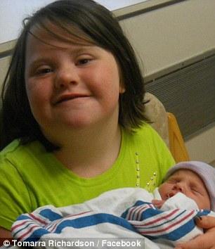 "Ea este eroina noastră!". O fetiţă cu sindromul Down şi-a salvat familia de la o tragedie  319902